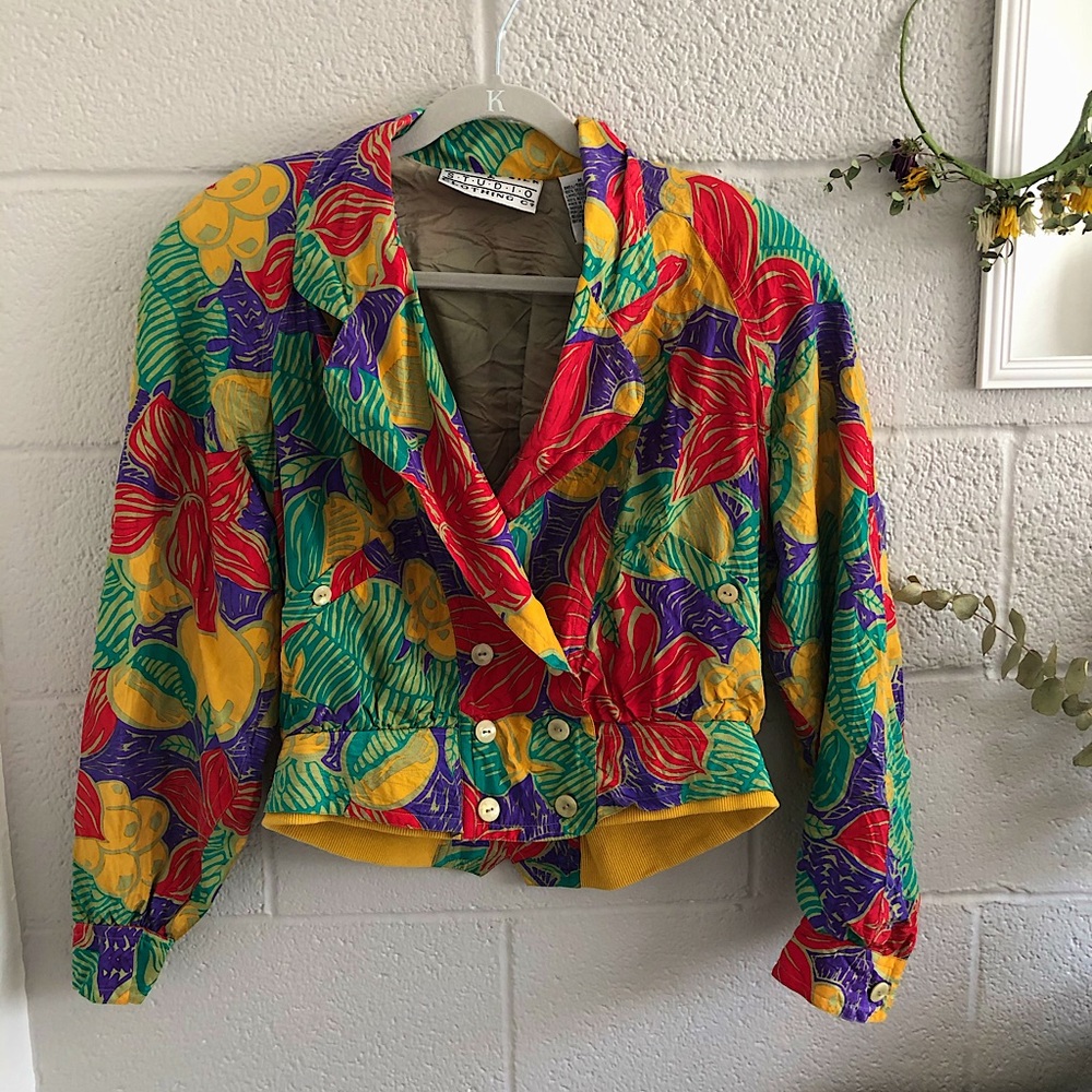 VINTAGE 100% Silk Floral and Funky Cropped Jacket